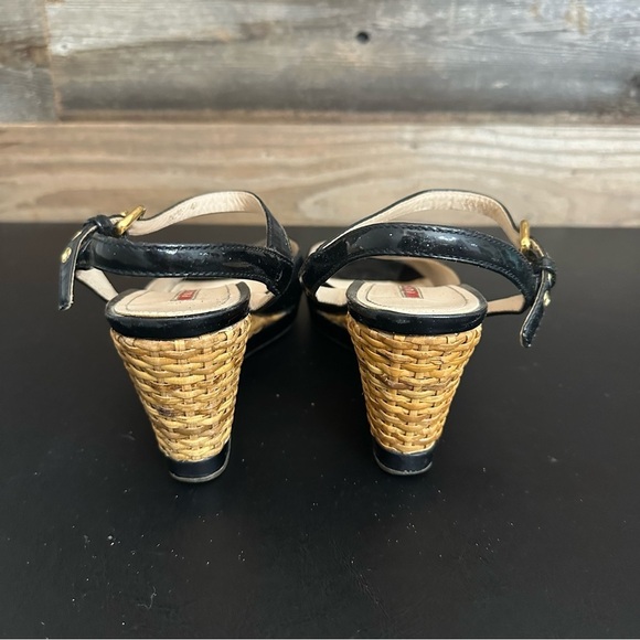 PRADA Womens Patent Leather Peep Toe Buckled Platform Sandals Black EU 40 Read - Picture 3 of 12